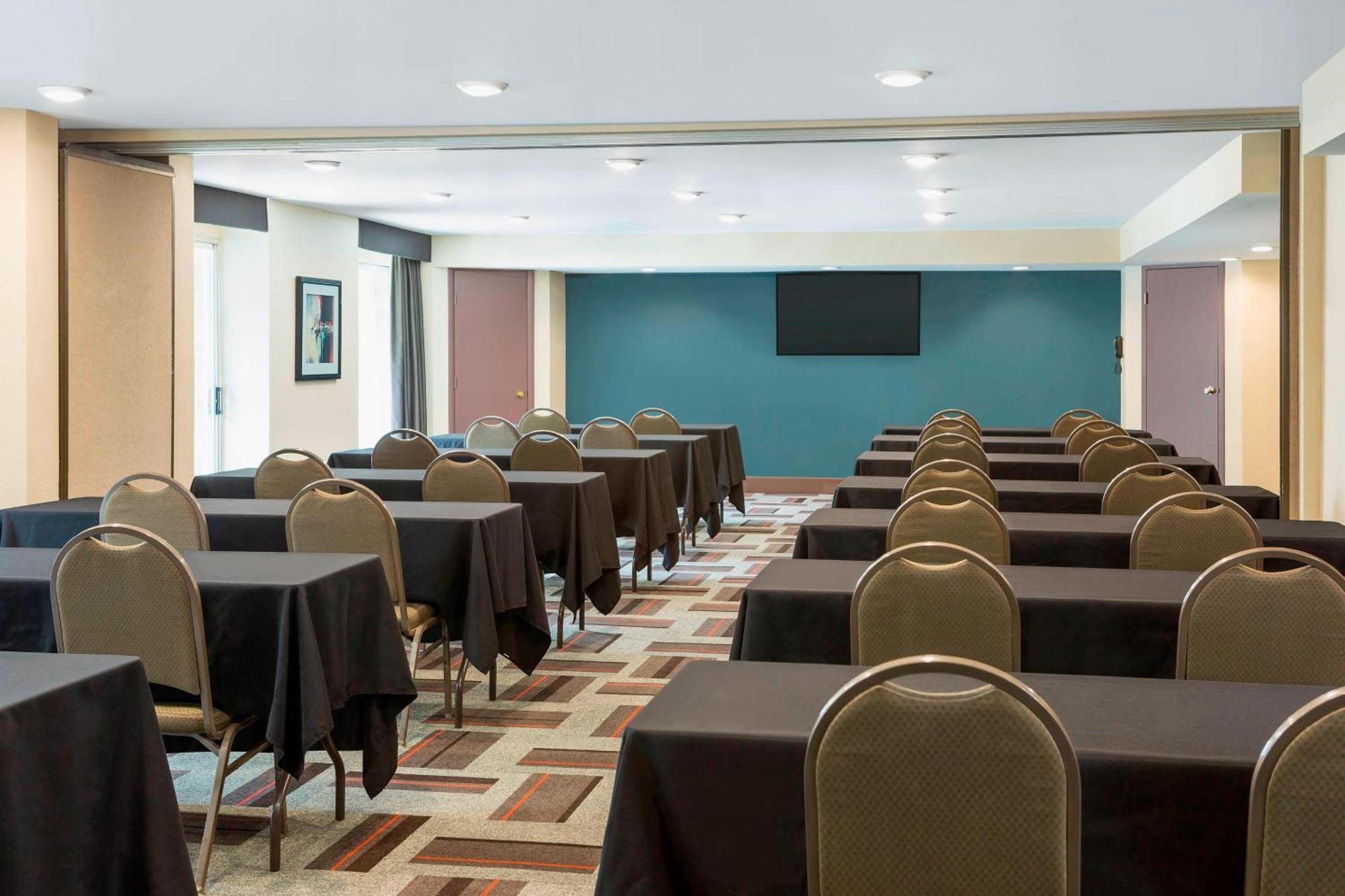 Four Points By Sheraton Buffalo Grove Extérieur photo