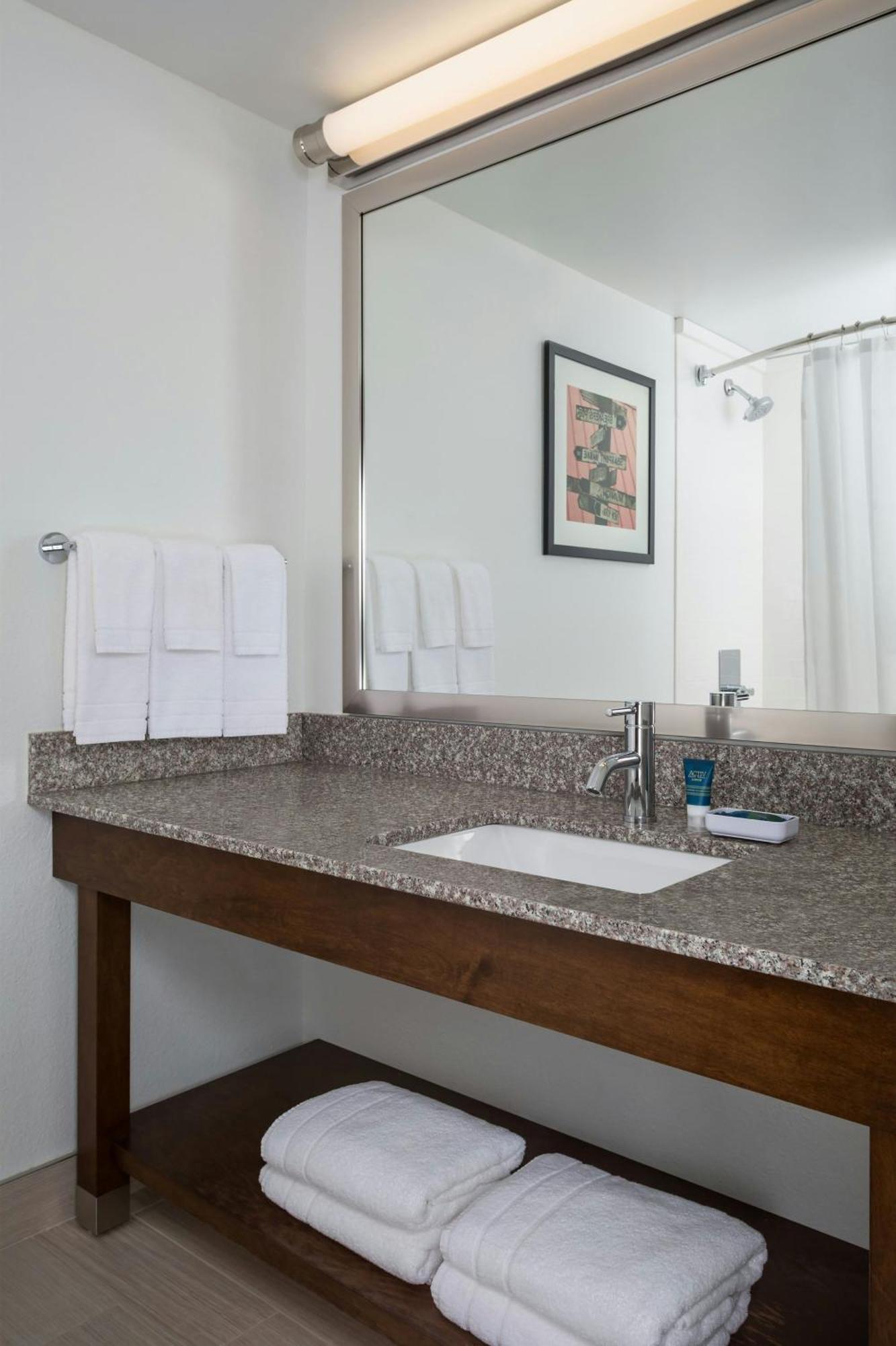 Four Points By Sheraton Buffalo Grove Extérieur photo
